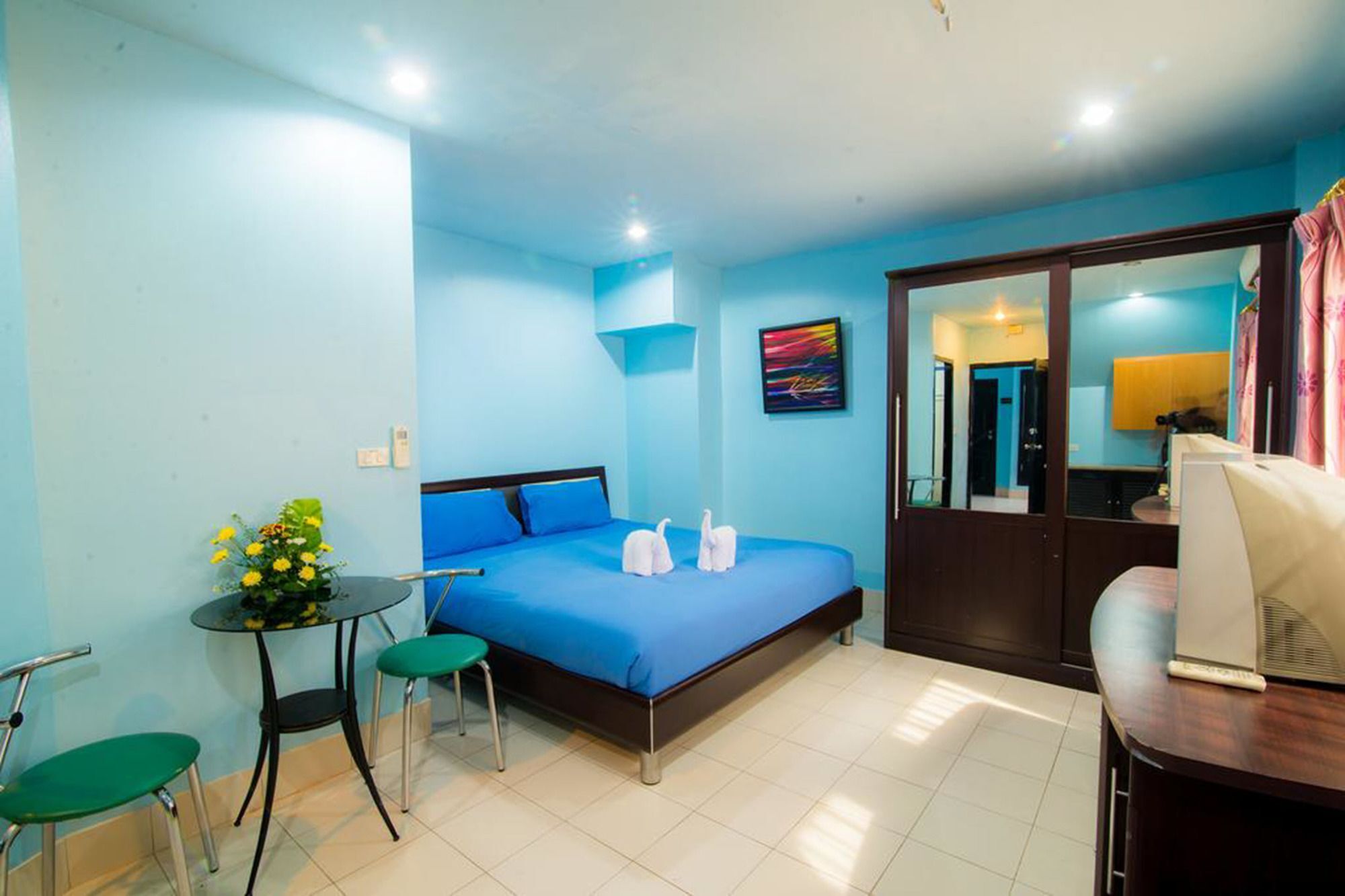 De Apartment Pattaya Exterior foto